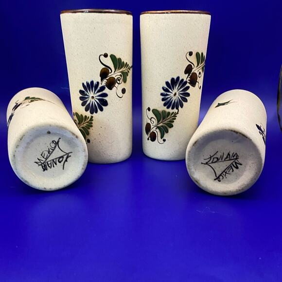 Vintage Four Mexican Tonala decorated tumblers Blue flower green leaves signed - Picture 4 of 7
